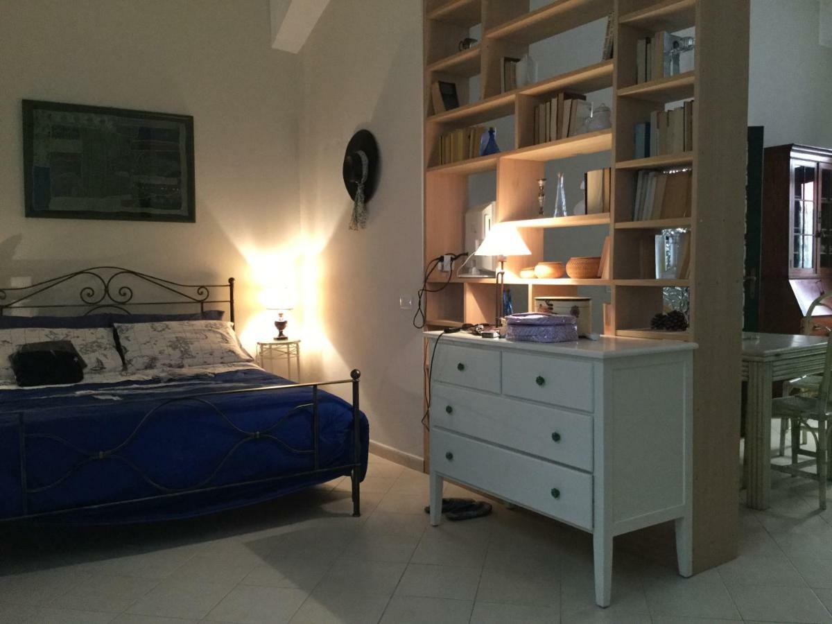 Freja Apartment Sant'Antioco Exterior photo